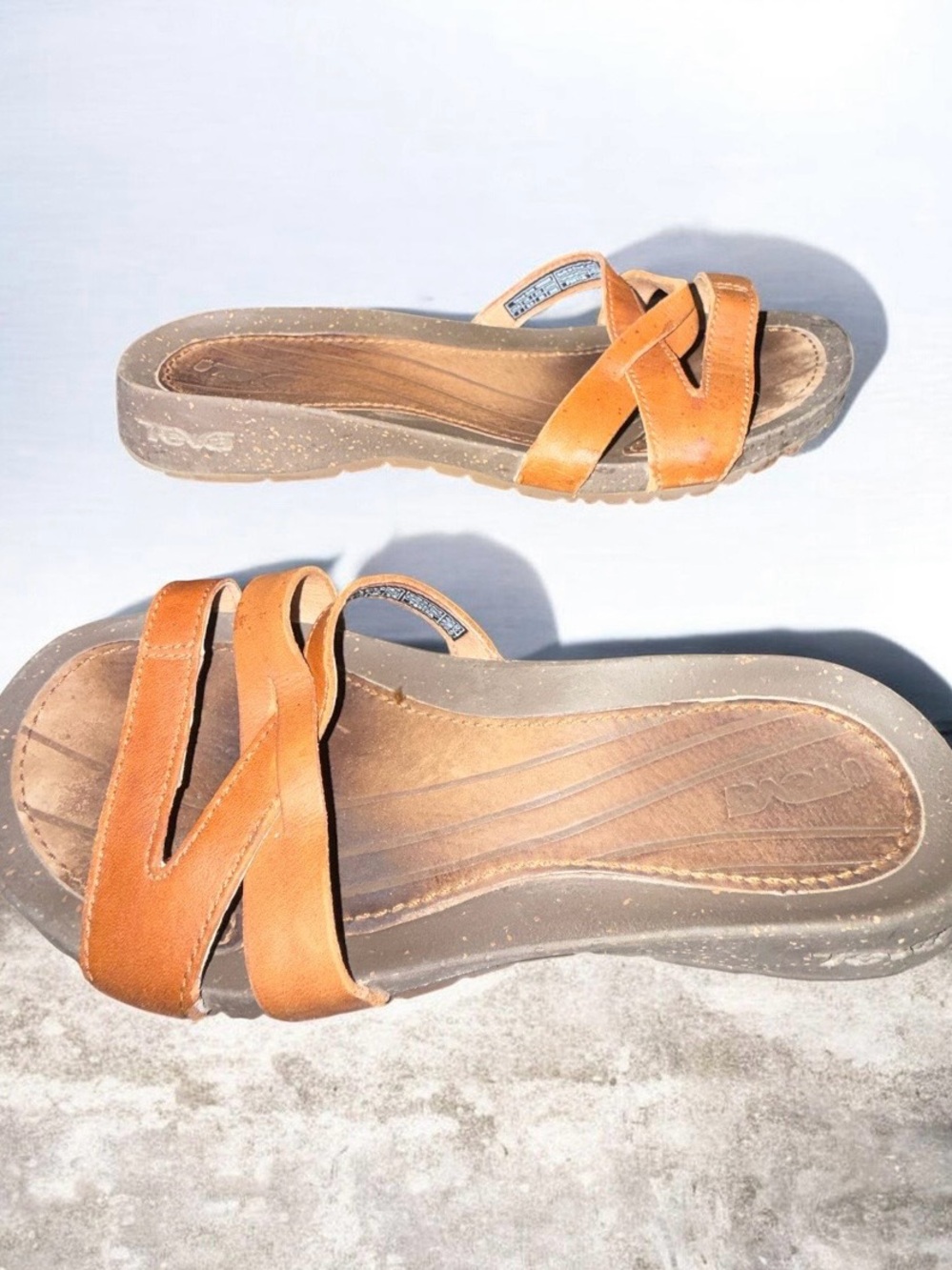 Teva Womens Size 7 Ysidro Wedge Sandals Brown/Cognac Leather Strappy